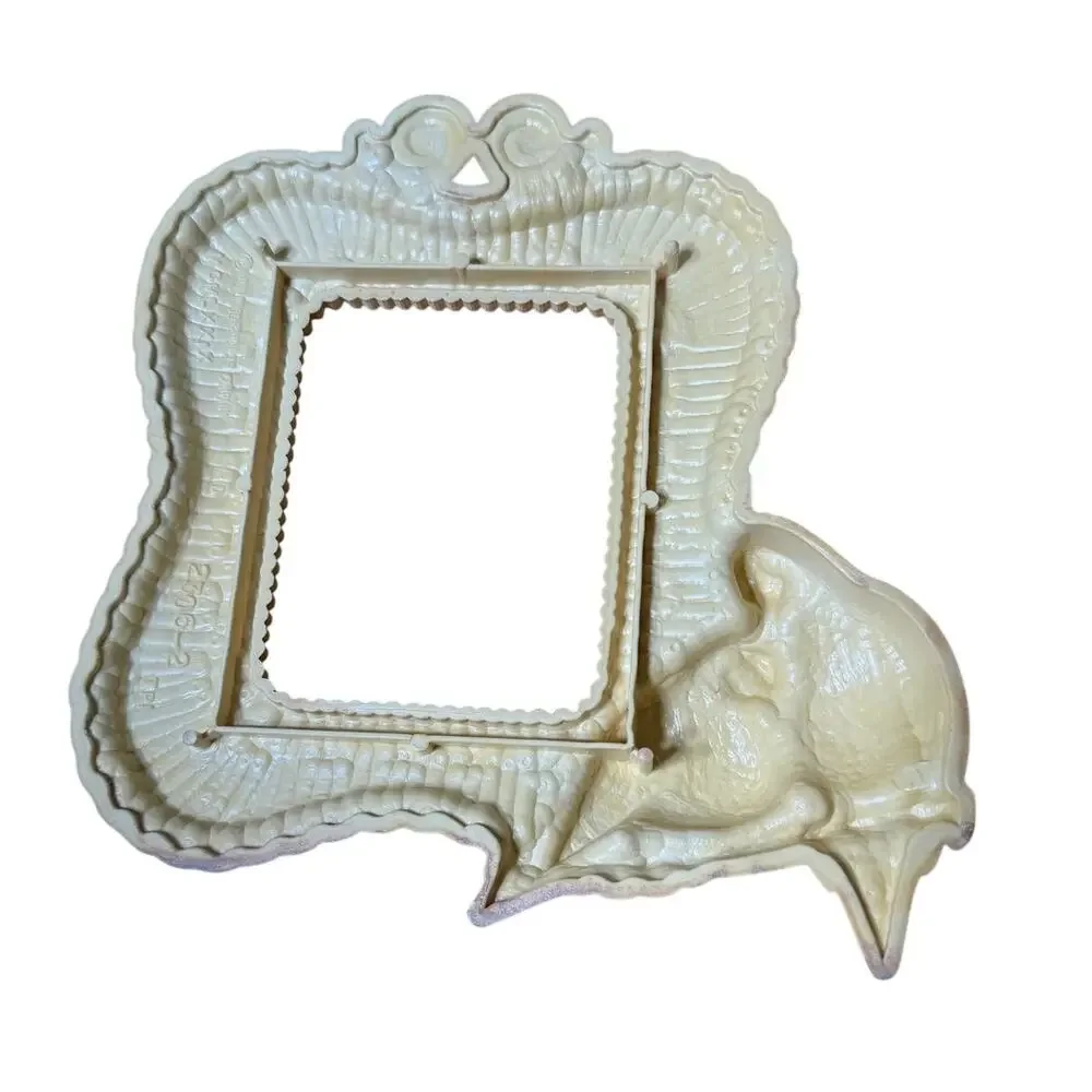 VTG Burwood Turtle Doves Picture Frames Pair Cottagecore Wall Decor USA